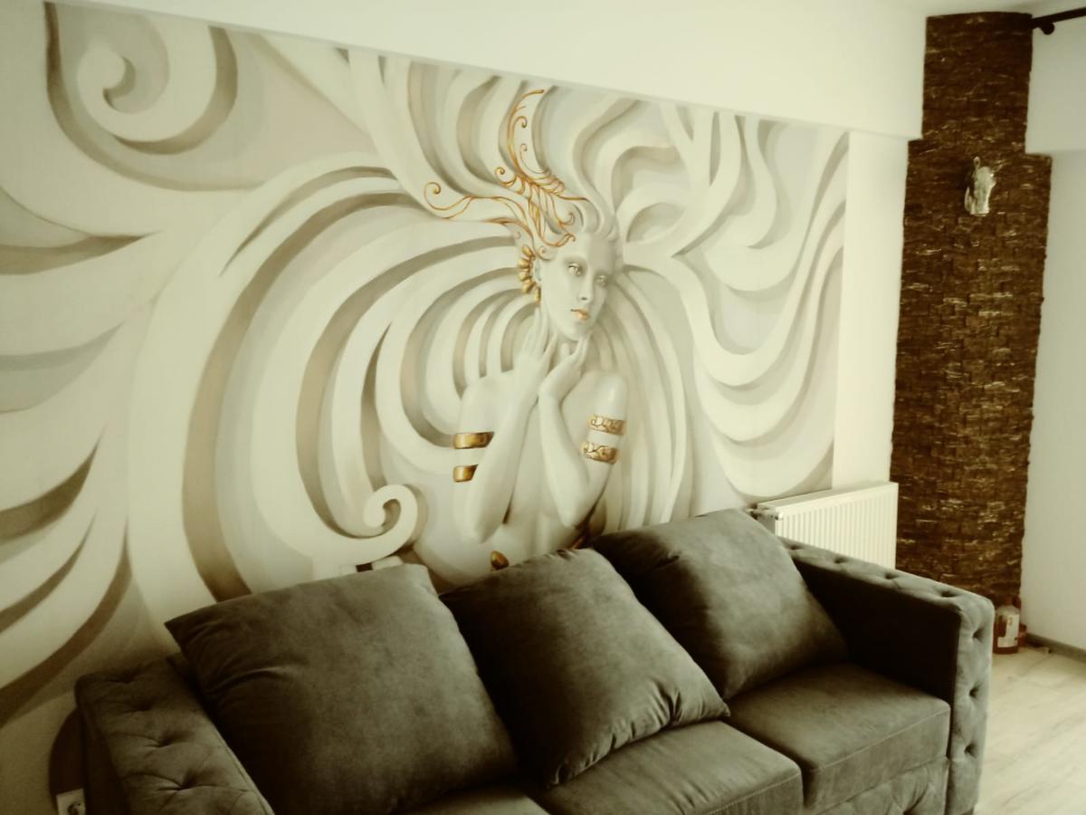 Downtown "Rendez-Vous" Luxury Apartment Bacău Екстериор снимка